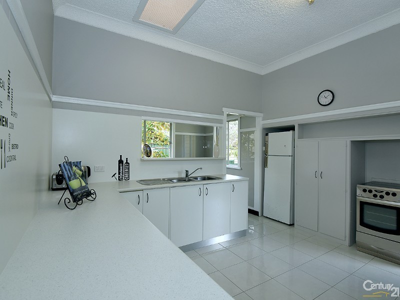 32a Bridge Street, East Toowoomba QLD 4350