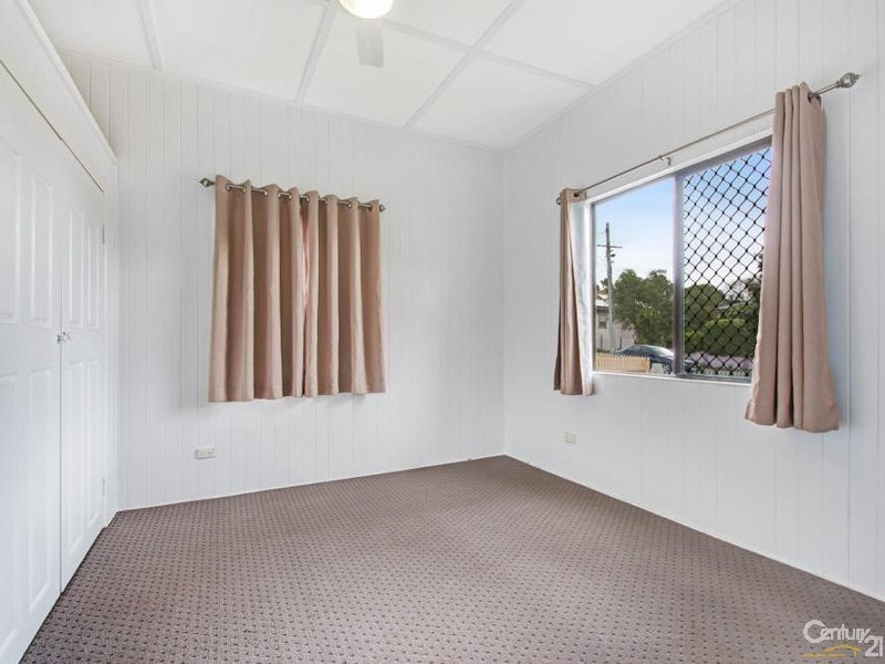 6 Clark Street, South Toowoomba QLD 4350