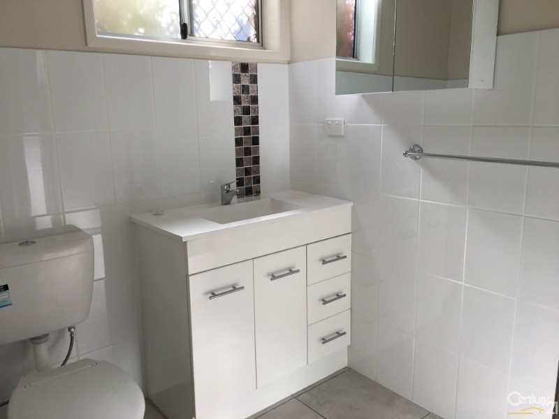 1/22 Claret Street, Wilsonton Heights QLD 4350