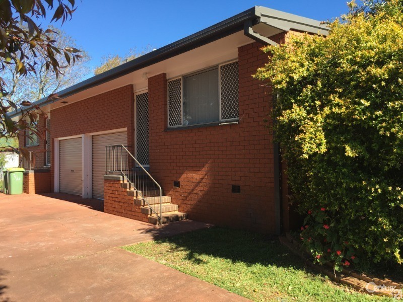 1/22 Claret Street, Wilsonton Heights QLD 4350