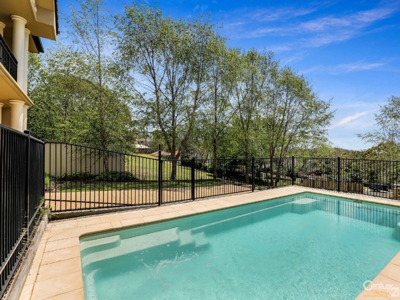 46 Harvey Street, Mount Lofty QLD 4350