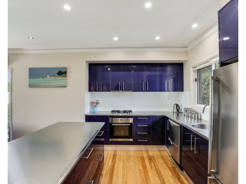 46 Harvey Street, Mount Lofty QLD 4350