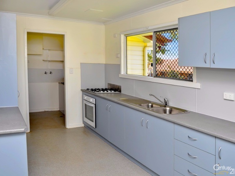 1 Martin Place, Harristown QLD 4350