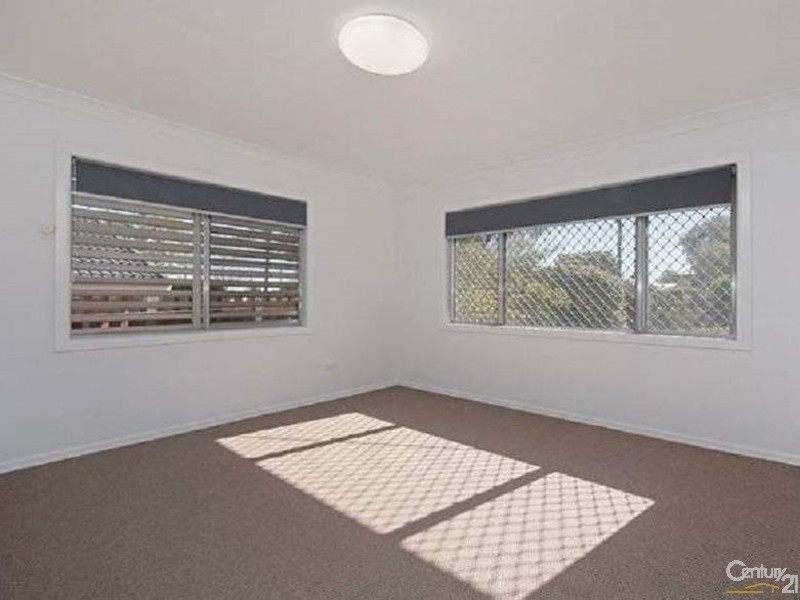 328 Alderley Street, Kearneys Spring QLD 4350