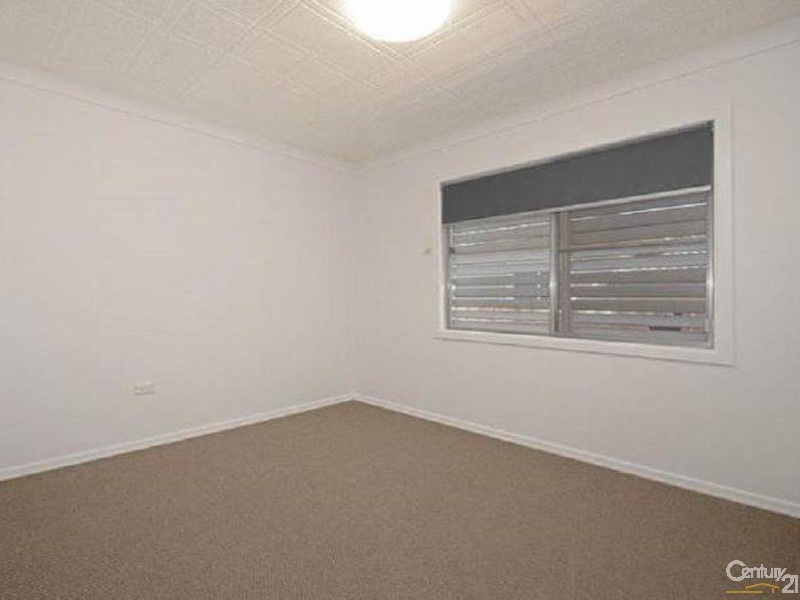 328 Alderley Street, Kearneys Spring QLD 4350