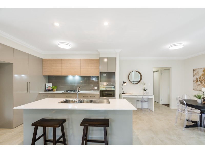10 Warwick Street, Harristown QLD 4350