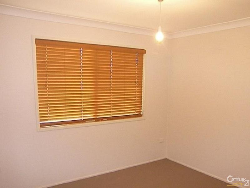 374 Hume Street, Centenary Heights QLD 4350