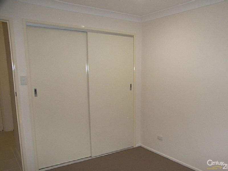 374 Hume Street, Centenary Heights QLD 4350
