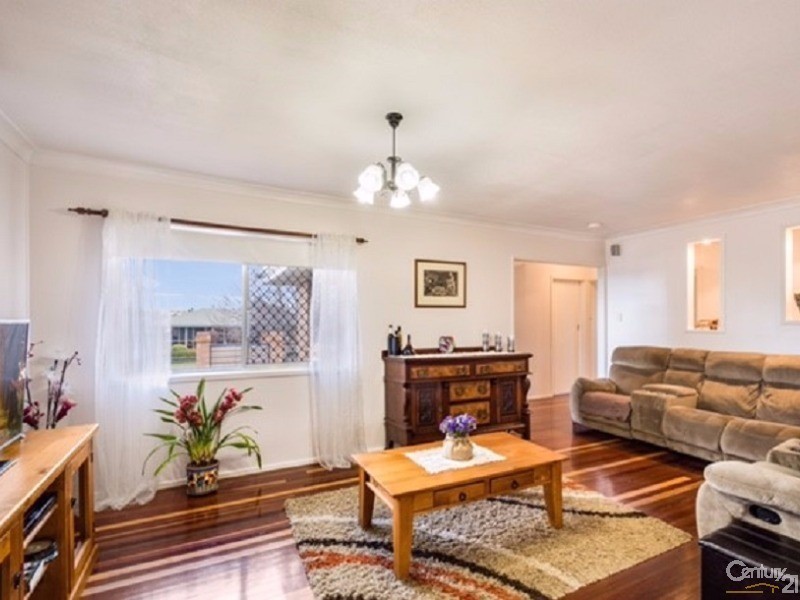 57 Knockator Crescent, Centenary Heights QLD 4350