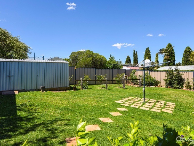 57 Knockator Crescent, Centenary Heights QLD 4350