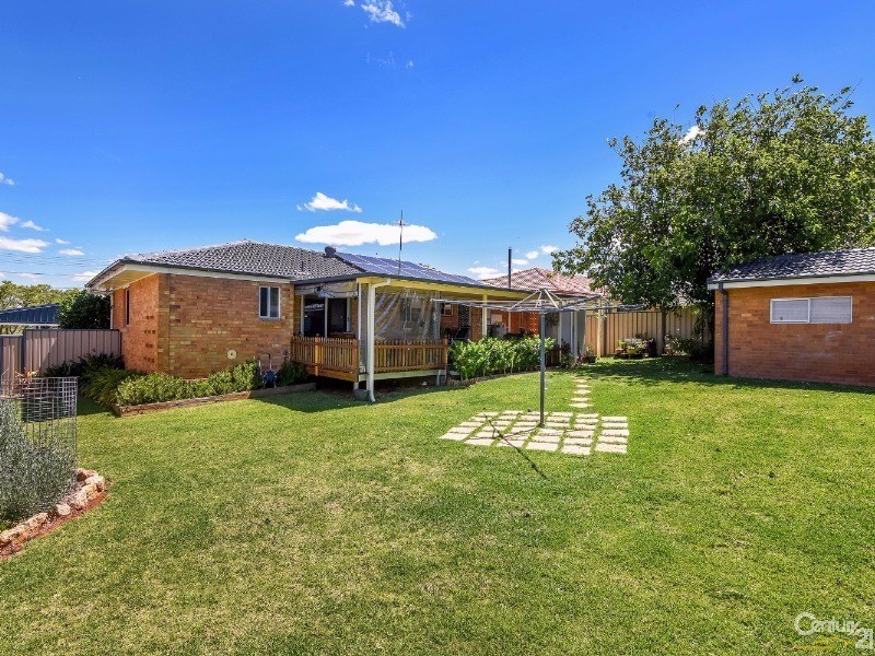 57 Knockator Crescent, Centenary Heights QLD 4350