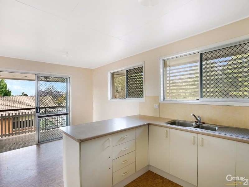 5 Festival Street, Rockville QLD 4350