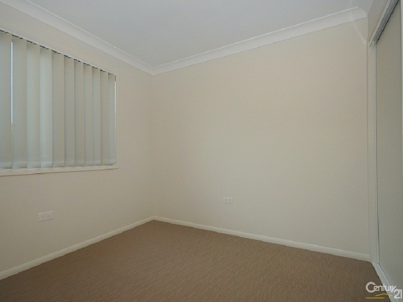 1/23c  Charles Street, Newtown QLD 4350