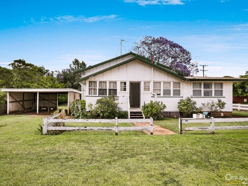 39 Wallace Street, Newtown QLD 4350