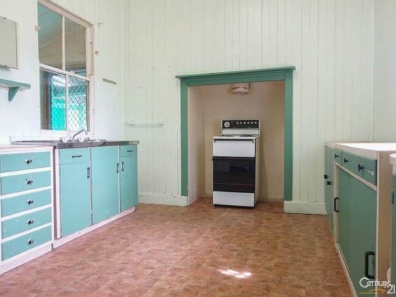 200 Jellicoe Street, Newtown QLD 4350