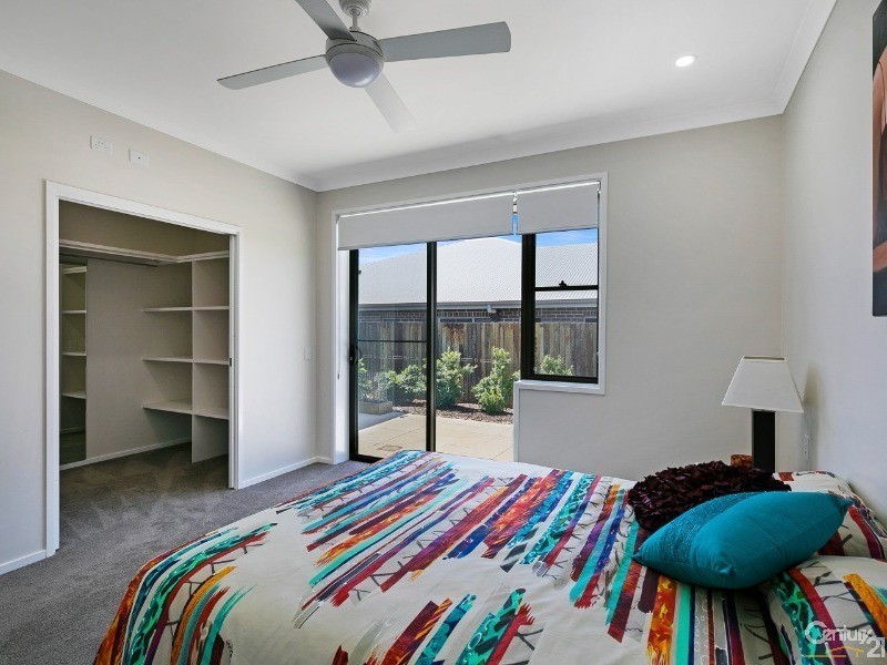 518 Hume Street, Middle Ridge QLD 4350