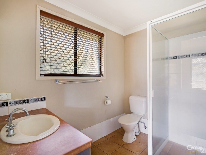 36 Banksdale Drive, Middle Ridge QLD 4350