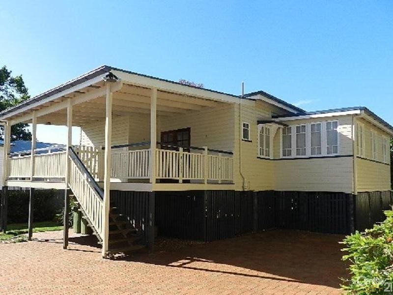 10 Bruce Street, East Toowoomba QLD 4350