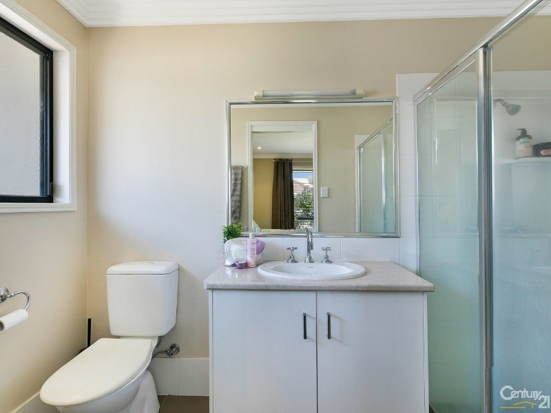 39 Bouganvillea Drive, Middle Ridge QLD 4350