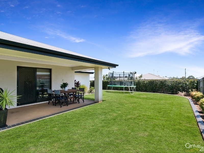 39 Bouganvillea Drive, Middle Ridge QLD 4350