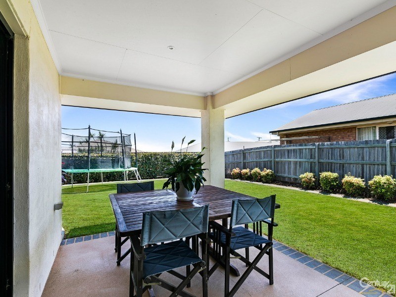 39 Bouganvillea Drive, Middle Ridge QLD 4350