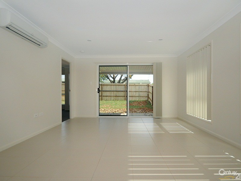 1/10 McDowall Street, Newtown QLD 4350