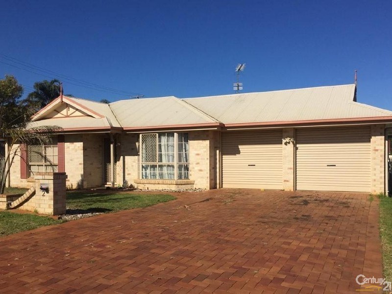 2 Gainsborough Drive, Glenvale QLD 4350