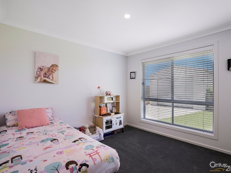 70 Entabeni Drive, Kearneys Spring QLD 4350