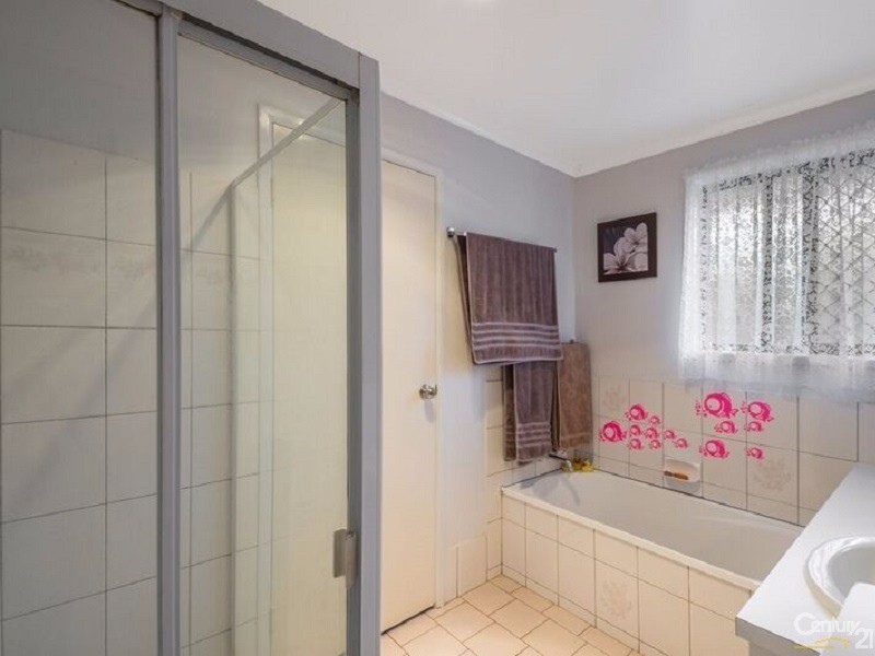 40 Melway Crescent, Harristown QLD 4350