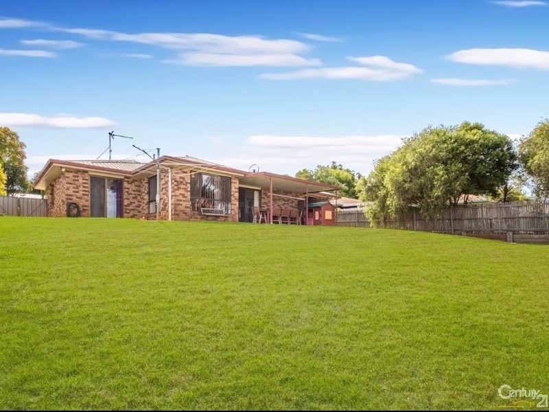 40 Melway Crescent, Harristown QLD 4350
