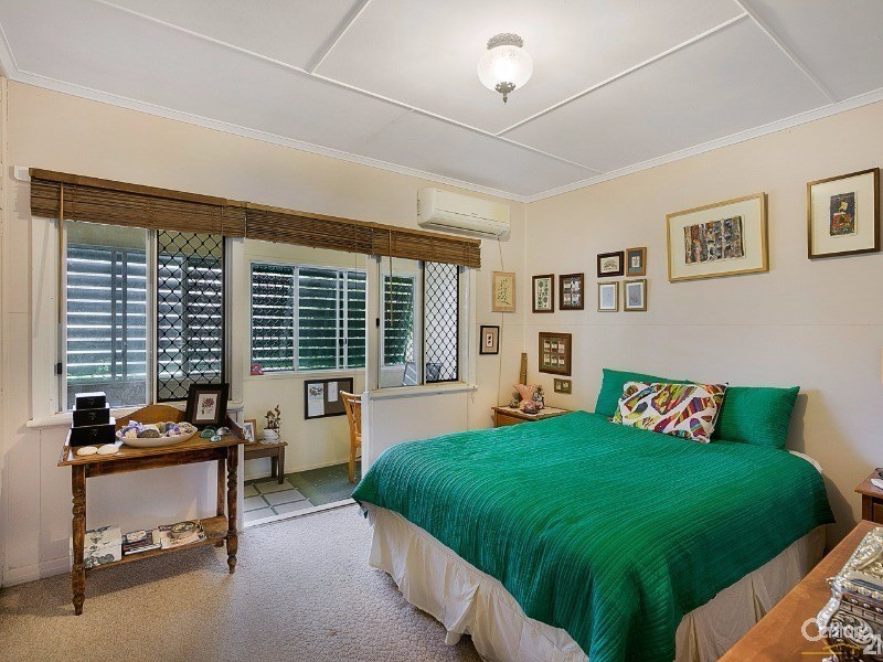 8 Shiel Street, Rangeville QLD 4350