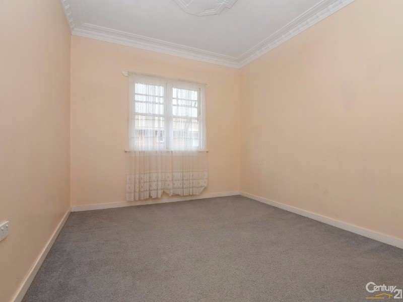 24 Ascot Street, Newtown QLD 4350