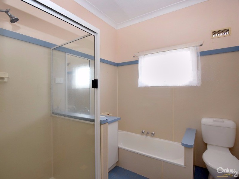 24 Ascot Street, Newtown QLD 4350