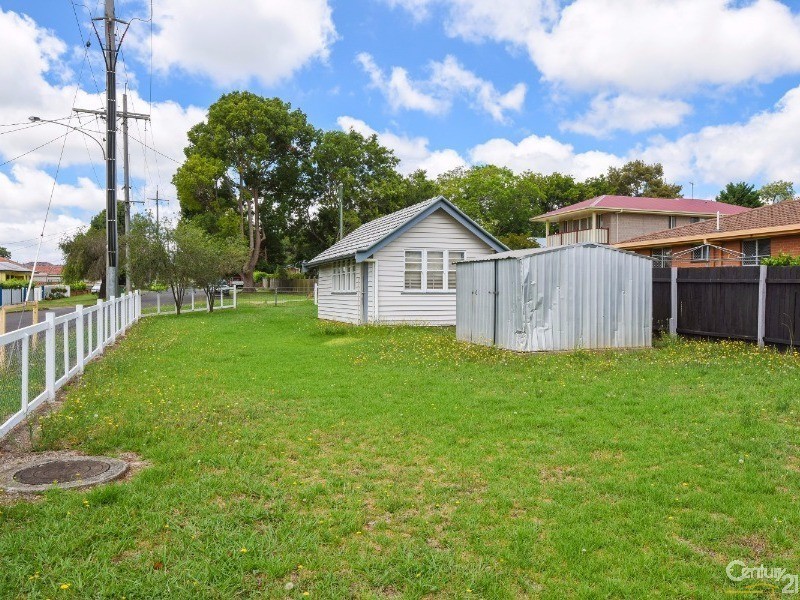 24 Ascot Street, Newtown QLD 4350