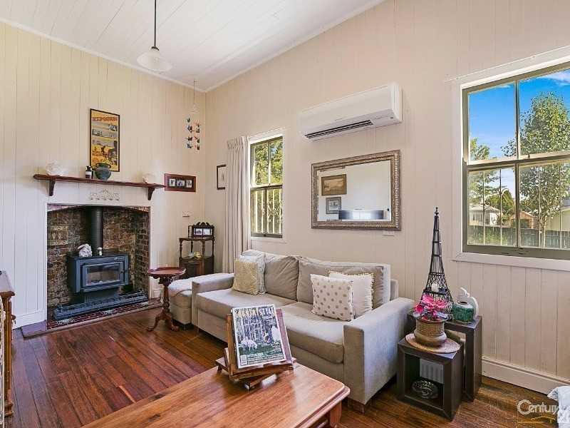 84 Lindsay Street, East Toowoomba QLD 4350