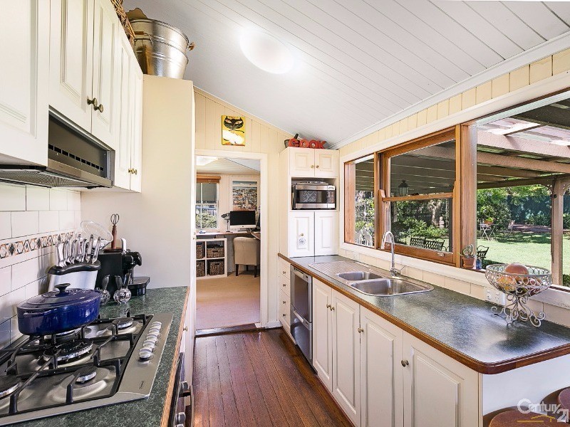 84 Lindsay Street, East Toowoomba QLD 4350