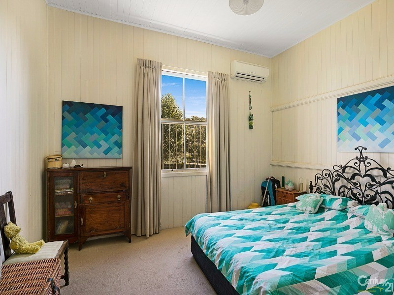 84 Lindsay Street, East Toowoomba QLD 4350