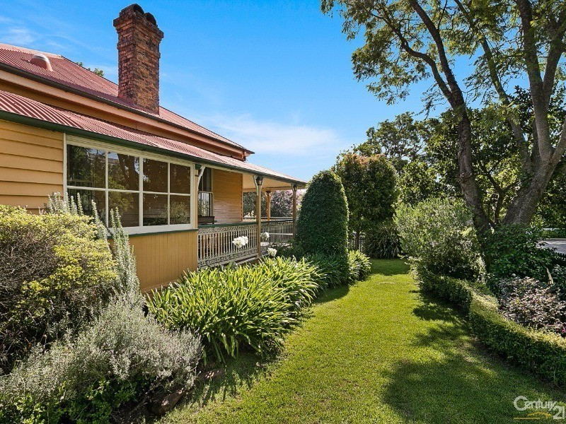 84 Lindsay Street, East Toowoomba QLD 4350