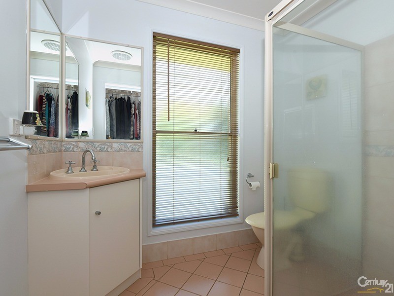 9 Lillypilly Court, Middle Ridge QLD 4350