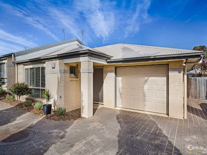 3/242 Mackenzie Street, Rangeville QLD 4350