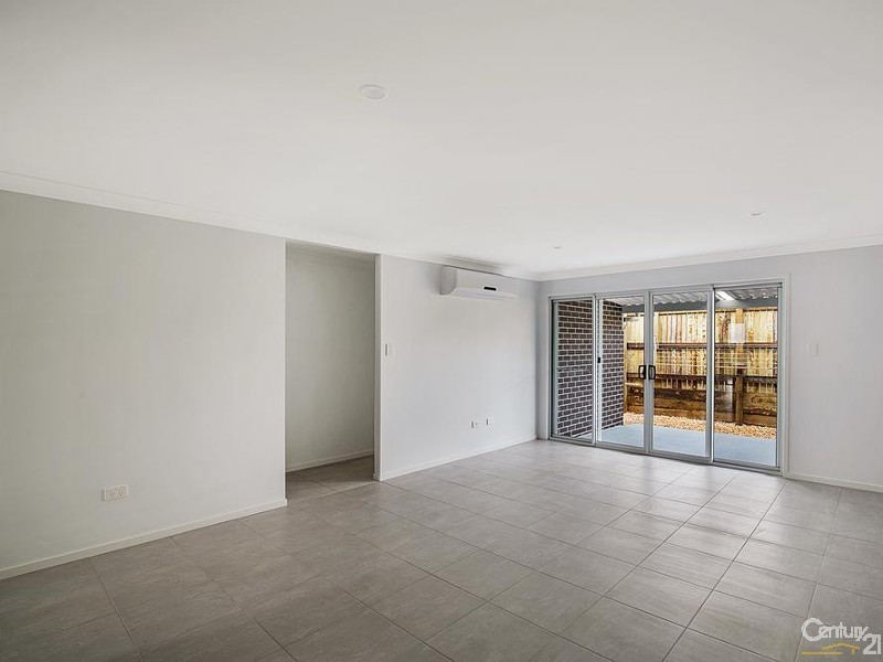 2/74 Kalimna Drive, Kleinton QLD 4352