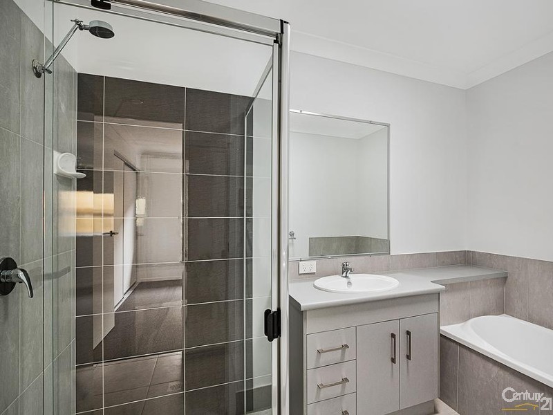 2/74 Kalimna Drive, Kleinton QLD 4352