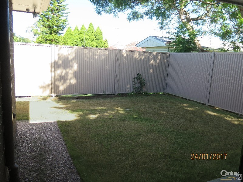 2/16 Short Street, South Toowoomba QLD 4350