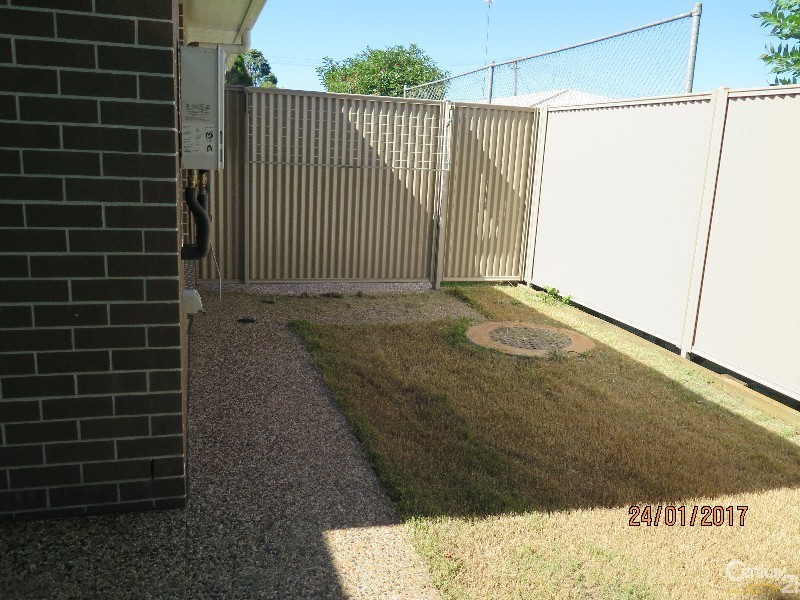 2/16 Short Street, South Toowoomba QLD 4350