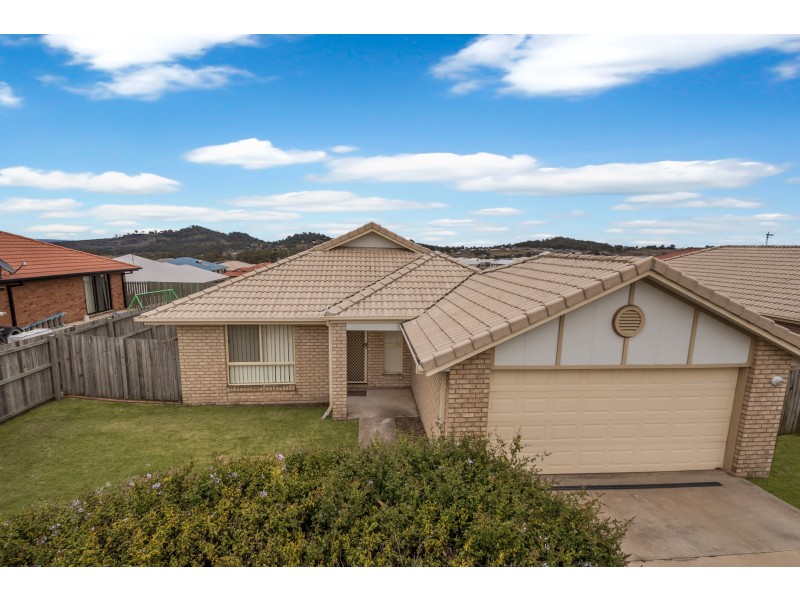 11 Cuttaburra Crescent, Glenvale QLD 4350