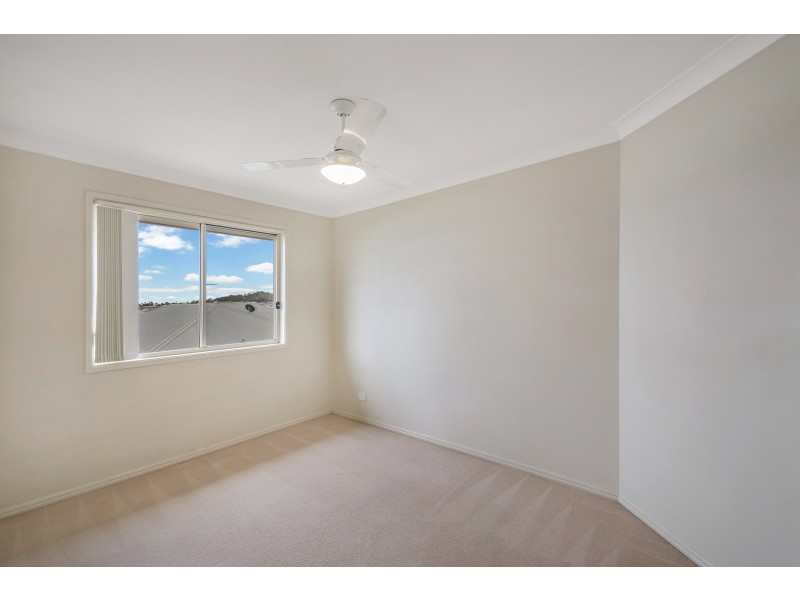 11 Cuttaburra Crescent, Glenvale QLD 4350