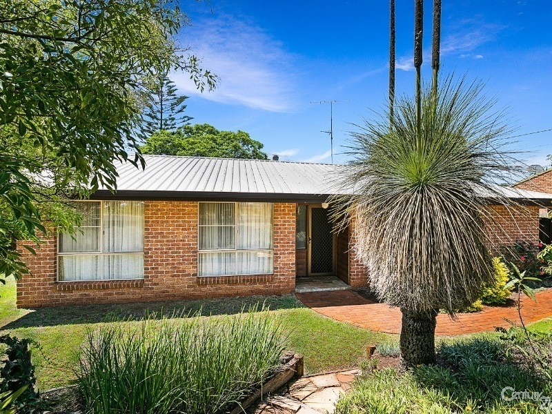 63 Jennifer Crescent, Darling Heights QLD 4350