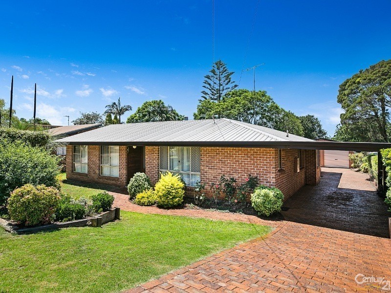 63 Jennifer Crescent, Darling Heights QLD 4350