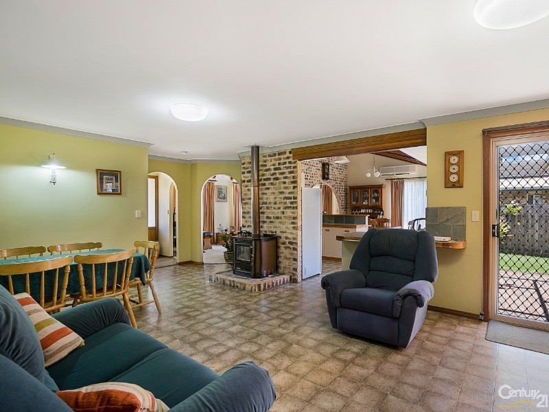 63 Jennifer Crescent, Darling Heights QLD 4350