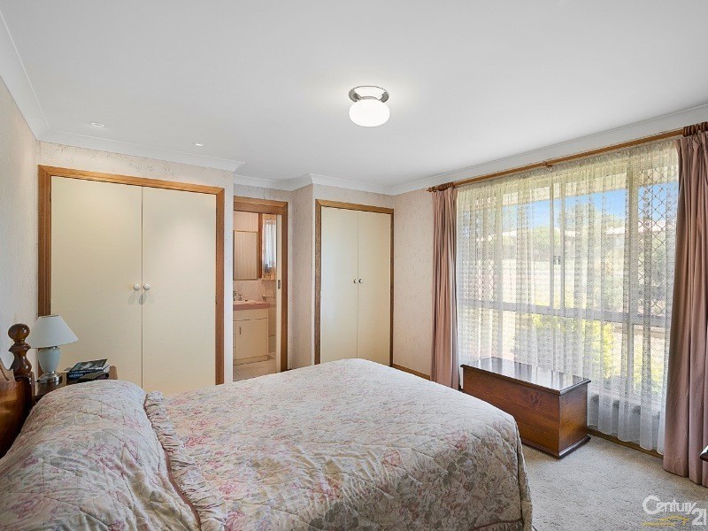 63 Jennifer Crescent, Darling Heights QLD 4350